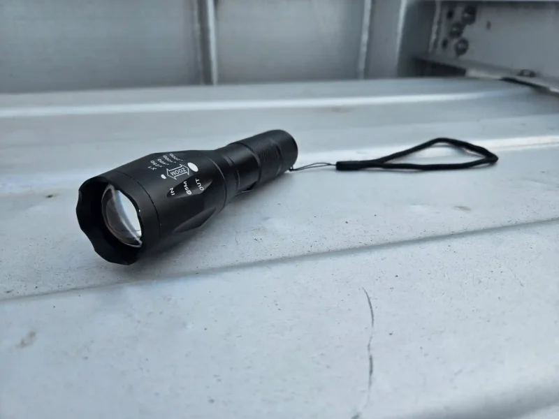 Flash light