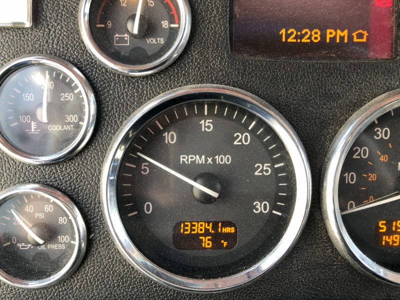 Peterbilt rpms at 600