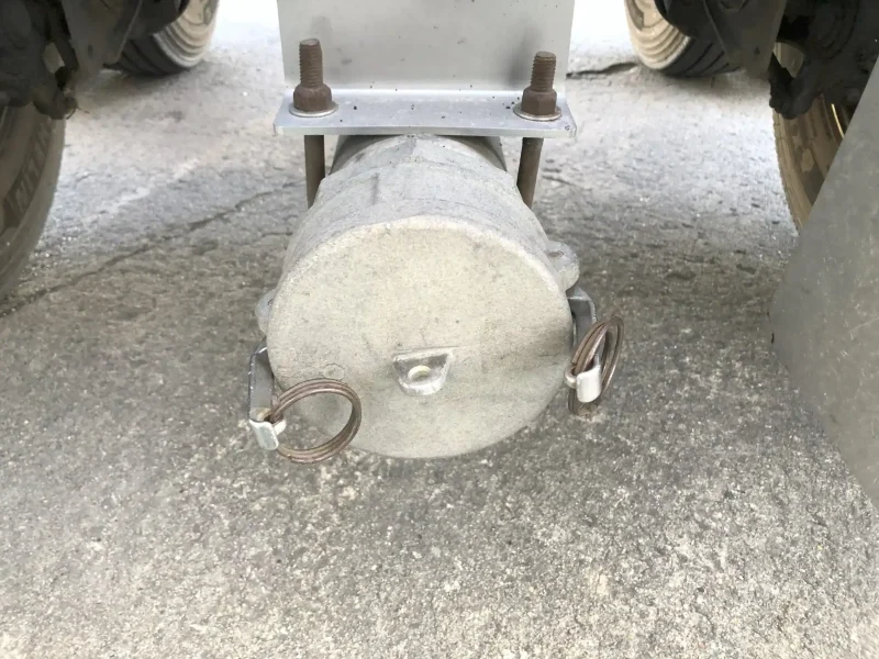 cap on trailer