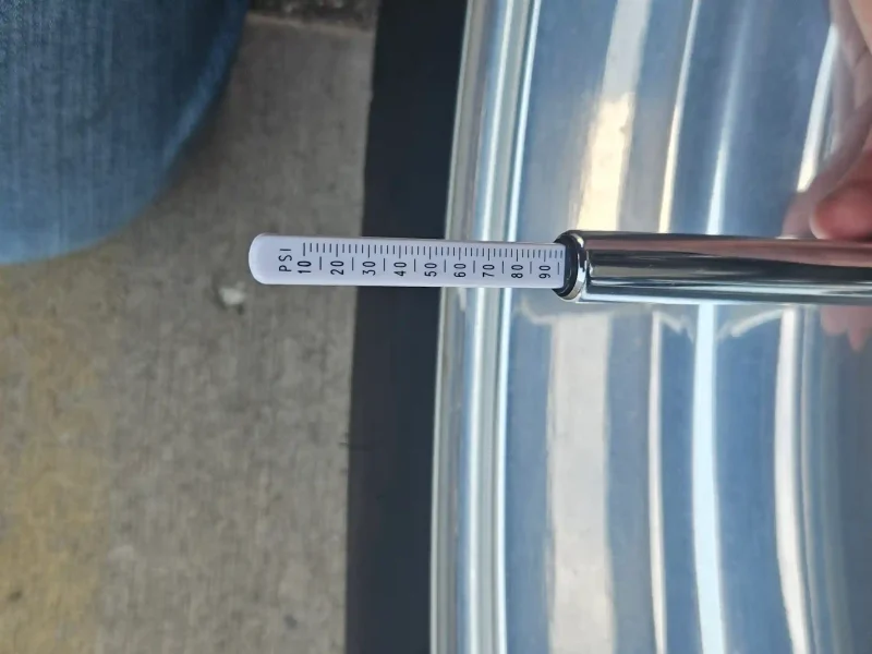 Pre-trip inspection drive tire air pressure